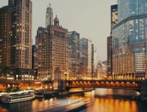10 Essential Chicago Bucket List Experiences