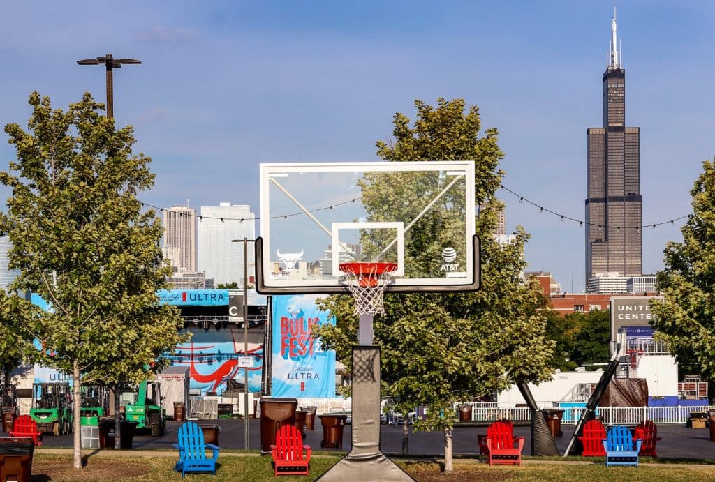 Chicago Bulls Will Be Hosting A Free Street Festival Outside The United Center This Weekend