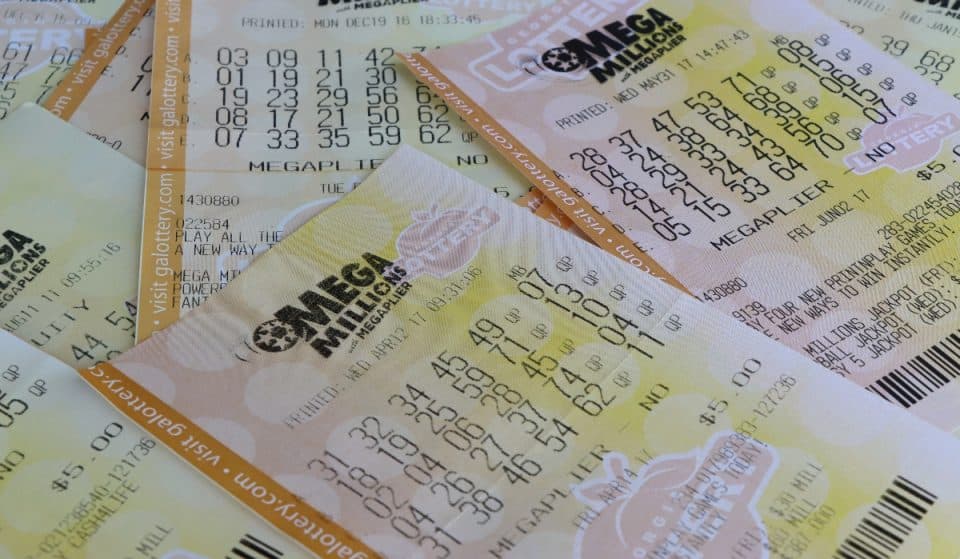 The Winner Of The $1.34B Lottery Is From The Chicago Suburbs But They Still Remain A Mystery