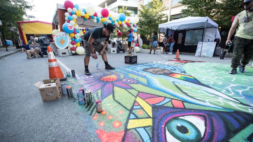 Live mural painting