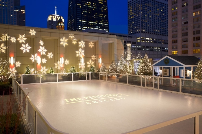 Sky Rink on a Chicago hotel terrace 