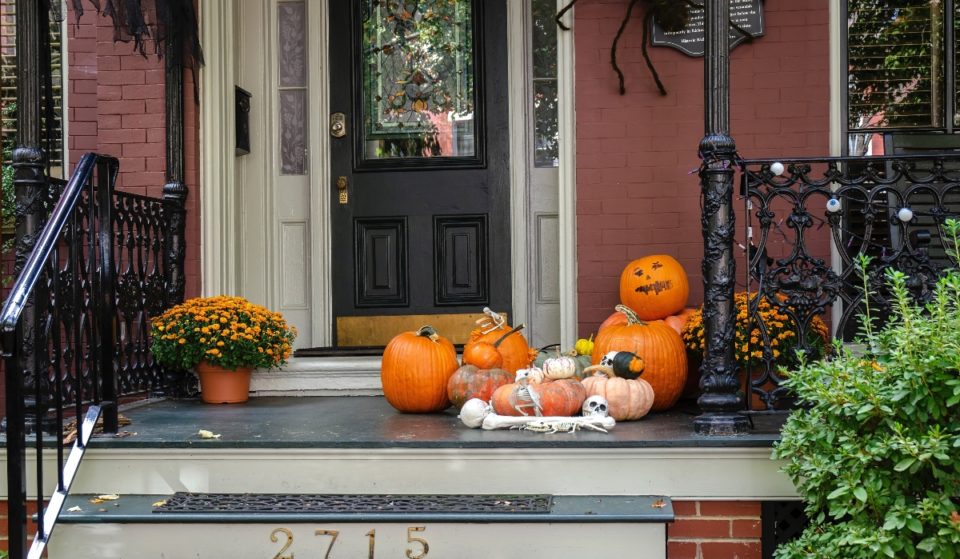These Are The Best Neighborhoods For Trick-Or-Treating In Chicagoland