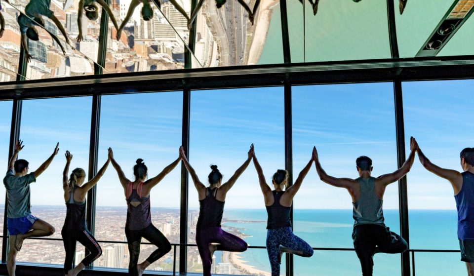 Do Sun Salutations 1,000 Feet Closer To The Sun At A 360 Chicago Sky Yoga Class 