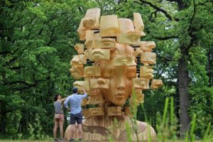 Photo of the Daniel Popper sculpture "Sentient" on show at the Morton Arboretum in Chicago