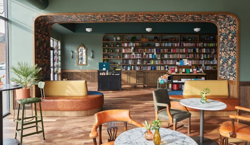 Visit Chicago’s First Unique Theater-Centric Bookstore And Cafe In Andersonville