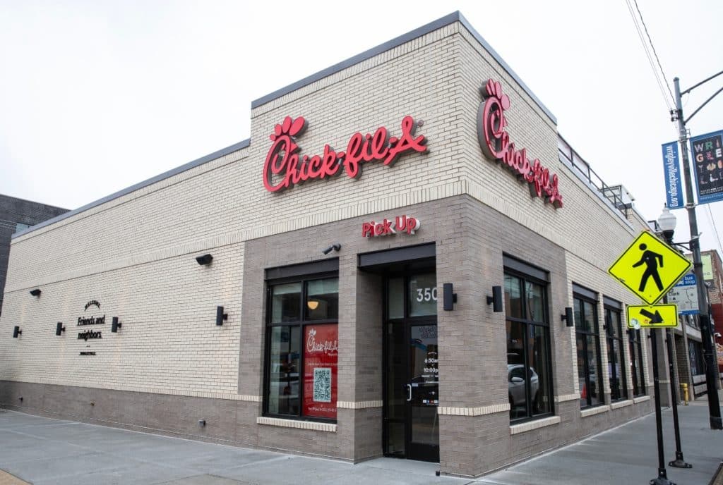 A Brand New Chick-Fil-A Opens In Wrigleyville Today And Is Giving Away Free Chicken Sandwiches With Every Cubs Home GameWin