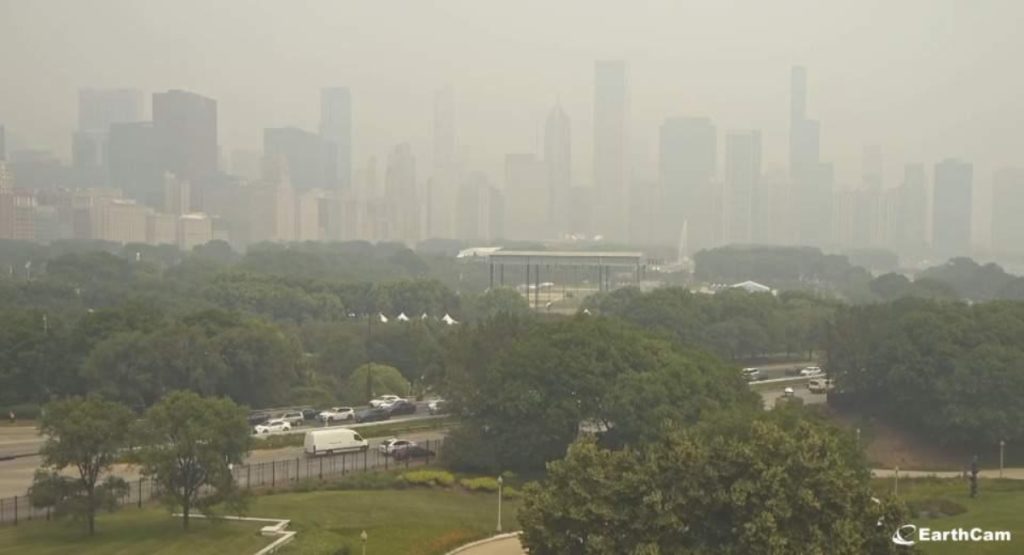 Current Chicago skyline view shows hazy smoke over buildings