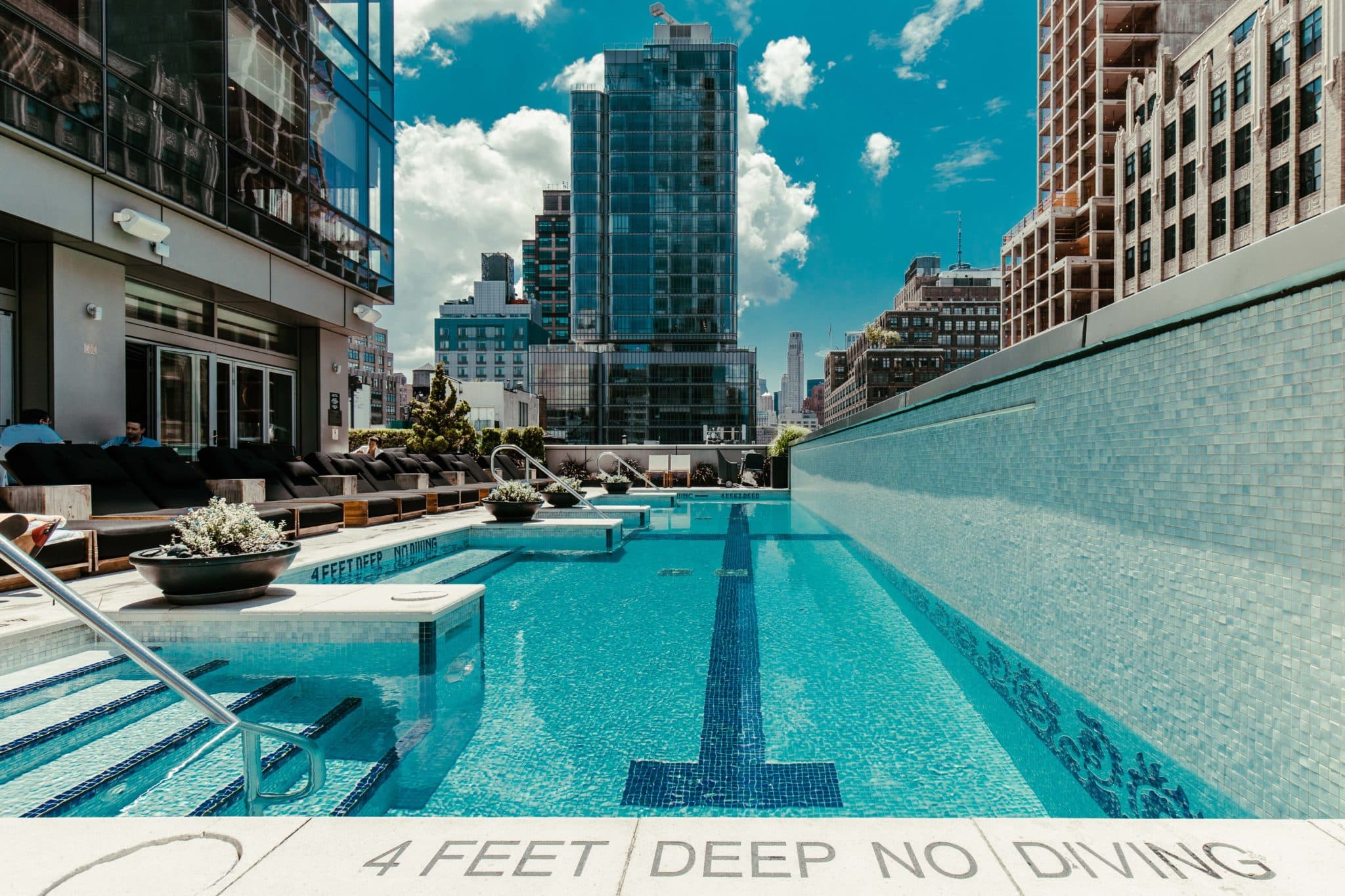 Shutterstock Rooftop Pool Scaled 