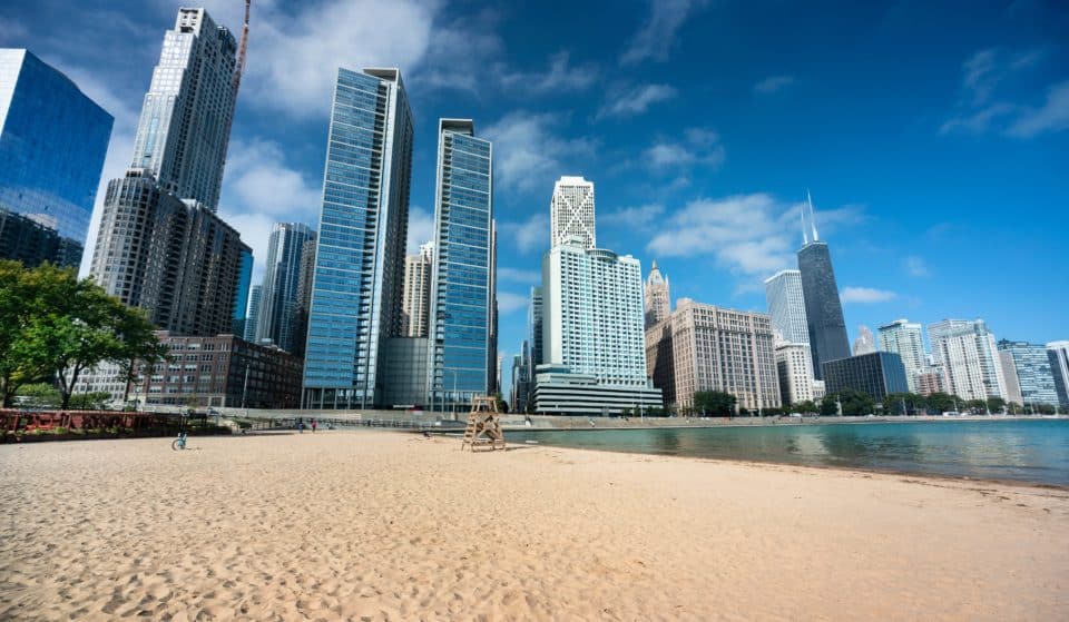 10 Picture-Perfect Chicago Beaches For Swimming, Sunbathing, and Kayaking